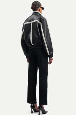 MEADOW BOMBER 15008