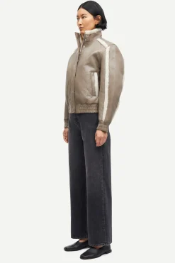 MEADOW BOMBER 15008