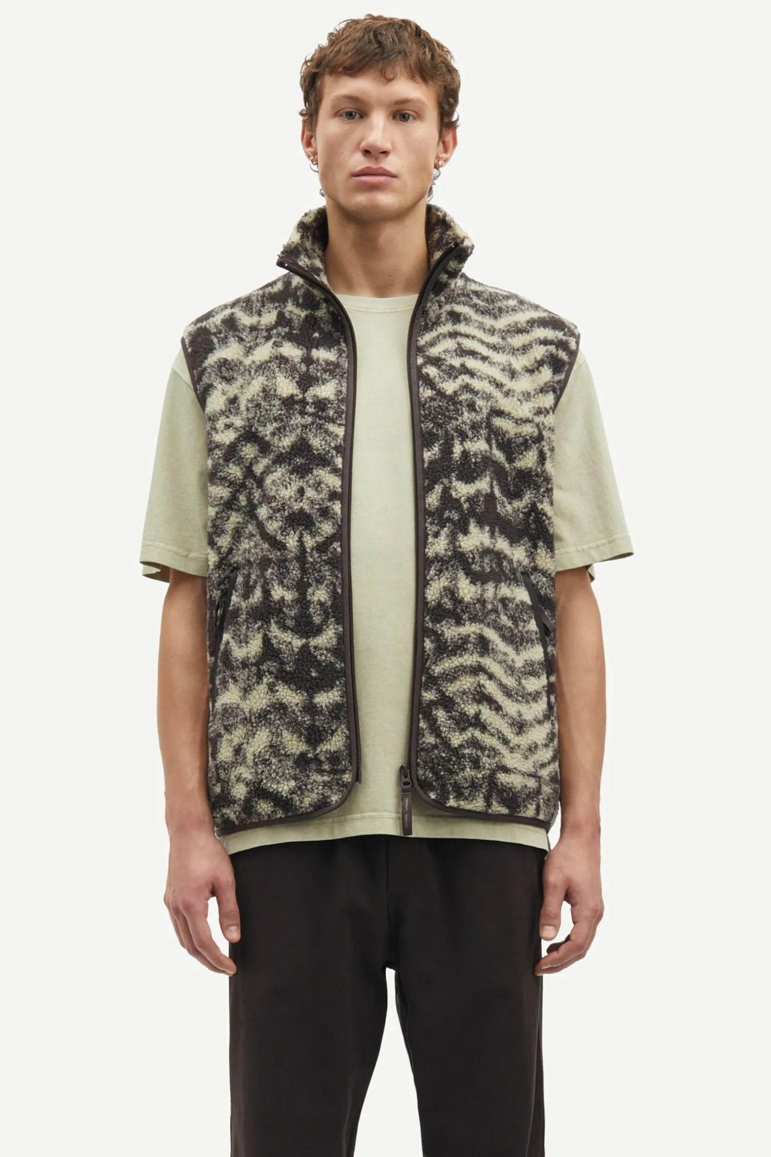 RUNE ZIP VEST AOP 11705