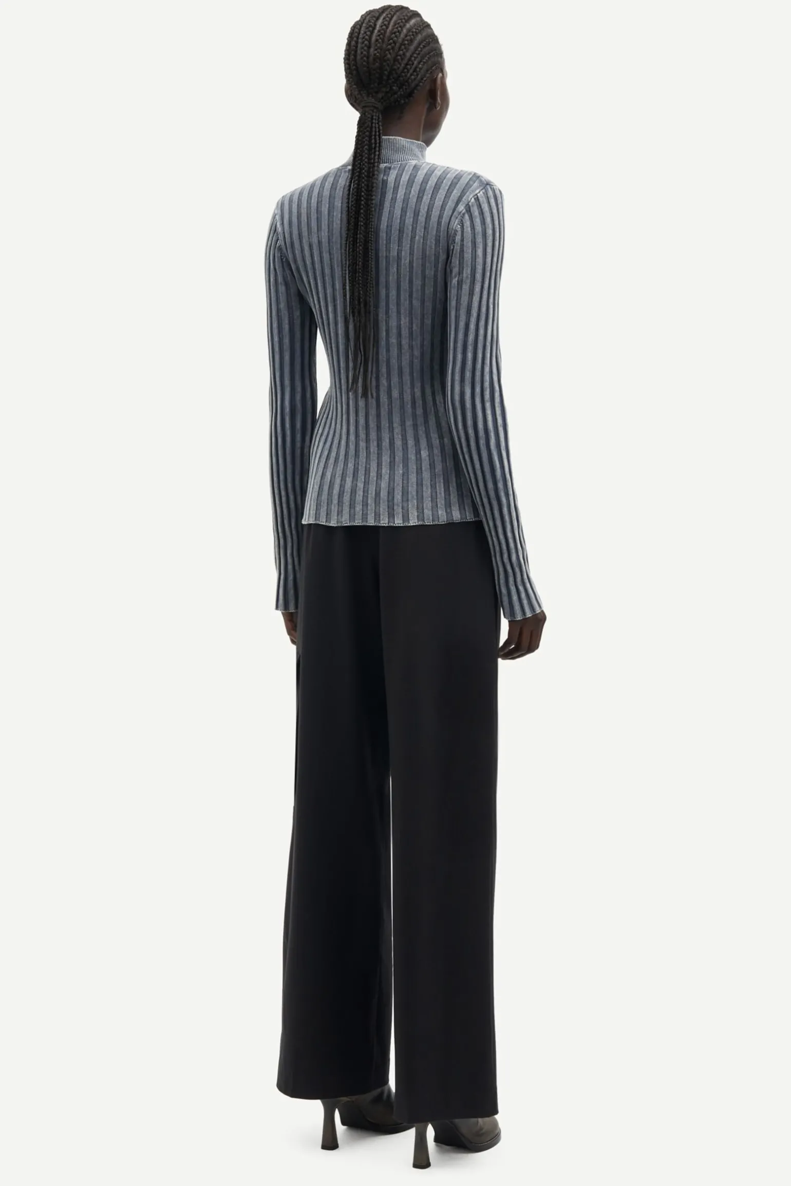 SAKRISTI ZIP CARDIGAN 15358