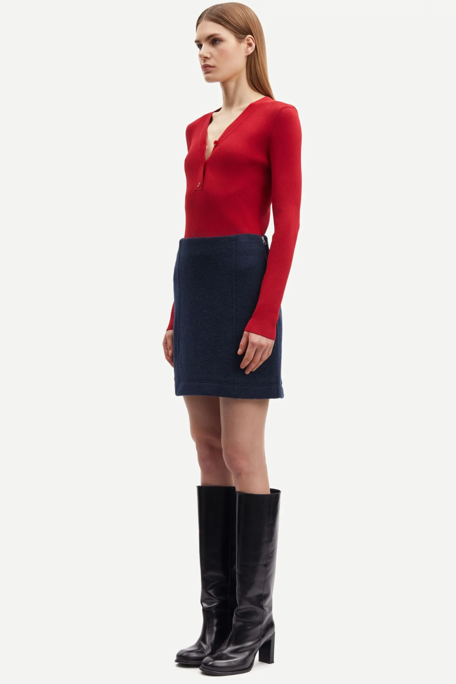 SALEONORE V-NECK 15217