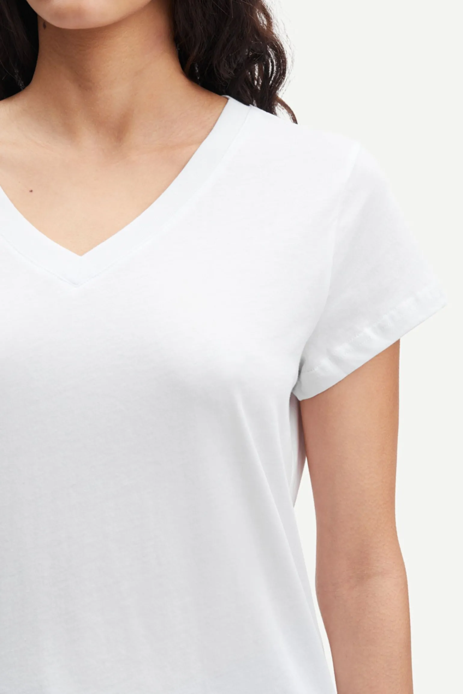 SOLLY V-N T-SHIRT 205